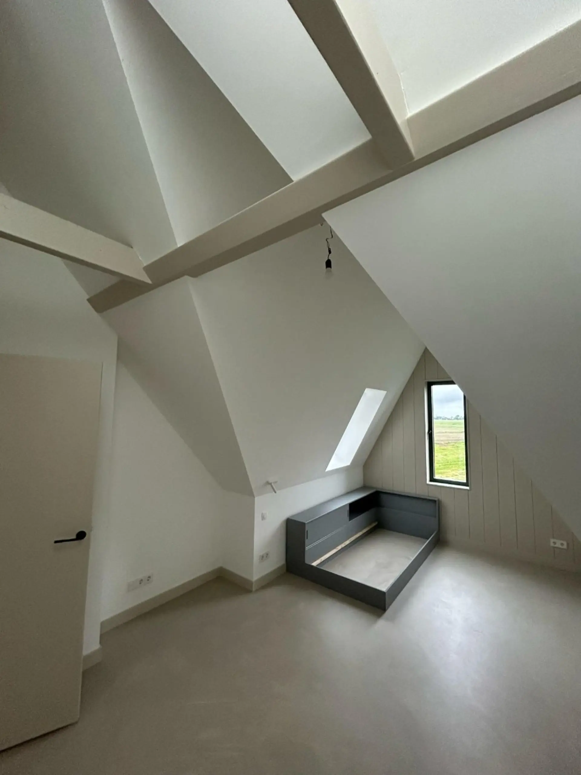 Plafonds verfspuiten nieuwbouw